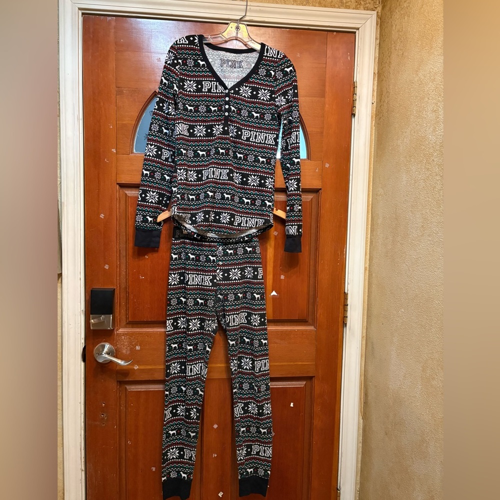 Victoria secret pajamas, large